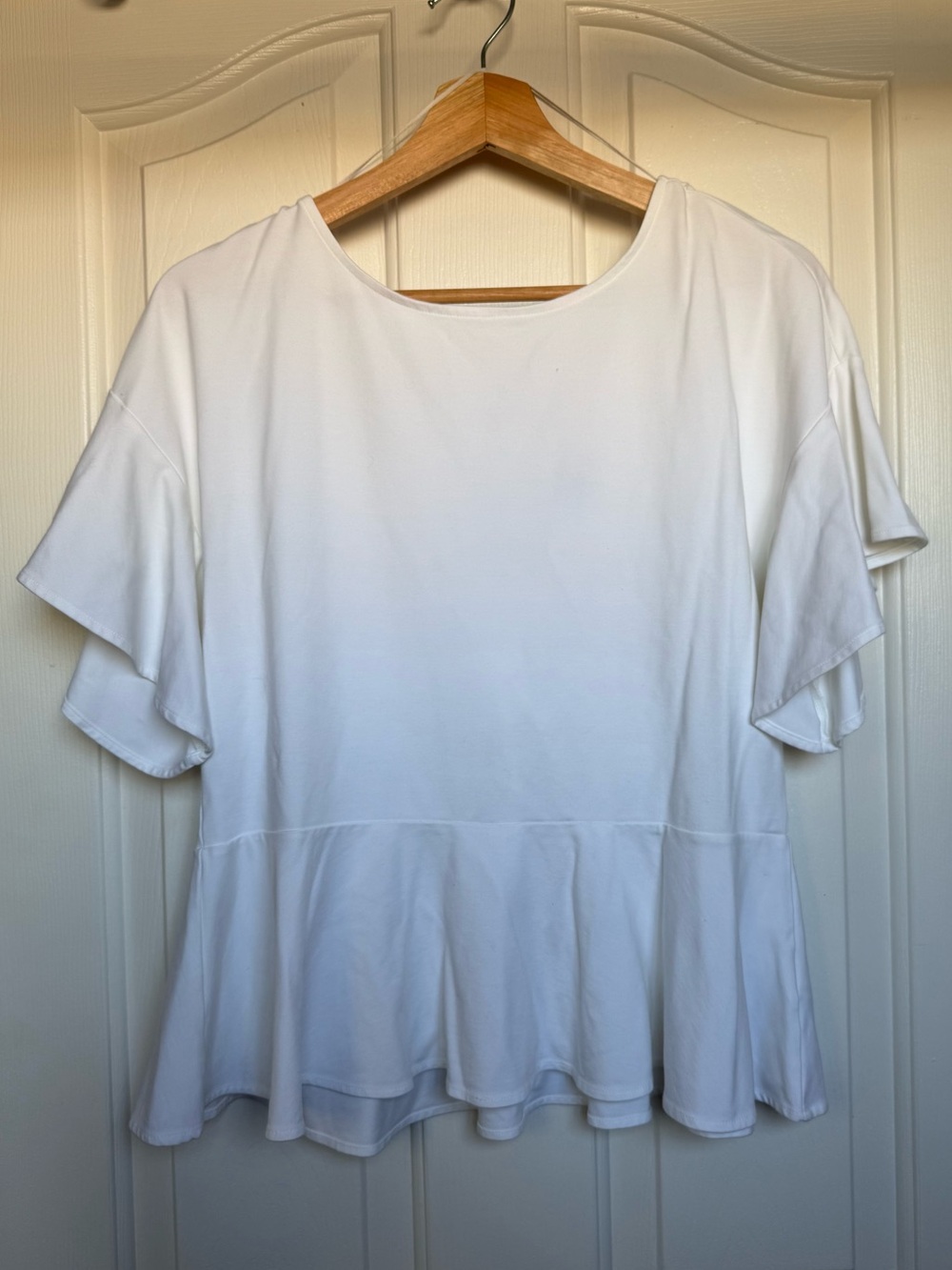 Banana Republic White Peplum Flutter-Sleeve Top - Size S